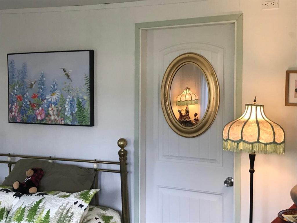 Meadow Suites In Wells Barkerville Buitenkant foto